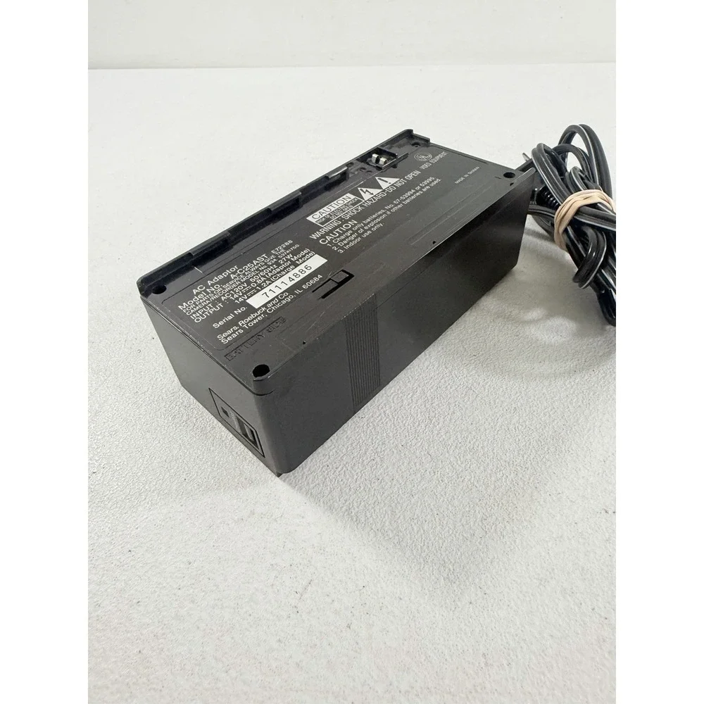 Sears Roebuck A-C25AST E72288 AC Adaptor Camcorder Battery Charger Power Supply
